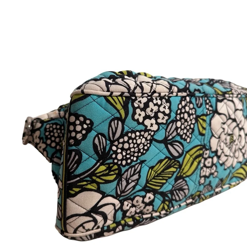 Vera Bradley Medium Tote Purse in Retired Island Blooms Teal Floral Quilted GUC